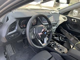 BMW 1-serie 118i  Automaat   ( Nieuw prijs 47000,00 ) picture 14