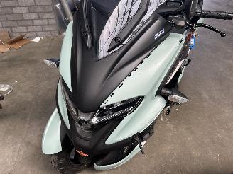 skadebil motor Yamaha  Tricity 300 ABS   ( 118 Km  !!! ) 2025/6