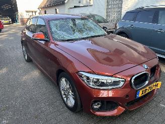 BMW 1-serie 118i   Automaat picture 3