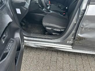 Peugeot 208 1.2 PureTech   5 Drs picture 7