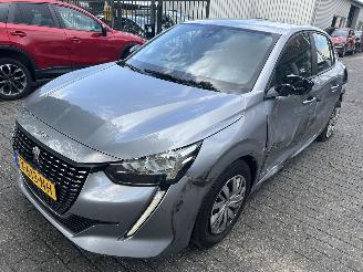Schadeauto Peugeot 208 1.2 PureTech   5 Drs 2024/1