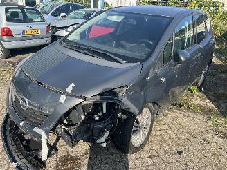 skadebil auto Opel Meriva 1.4 Cosmo 2013/10