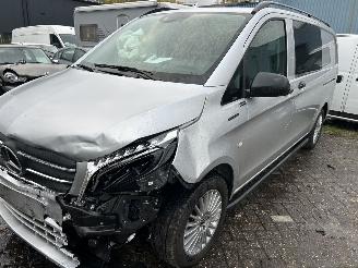 skadebil bedrijf Mercedes eVito Electric Dubbel Cabine Automaat Lang  66 KWh 2024/1
