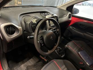Peugeot 108 1.0 picture 7