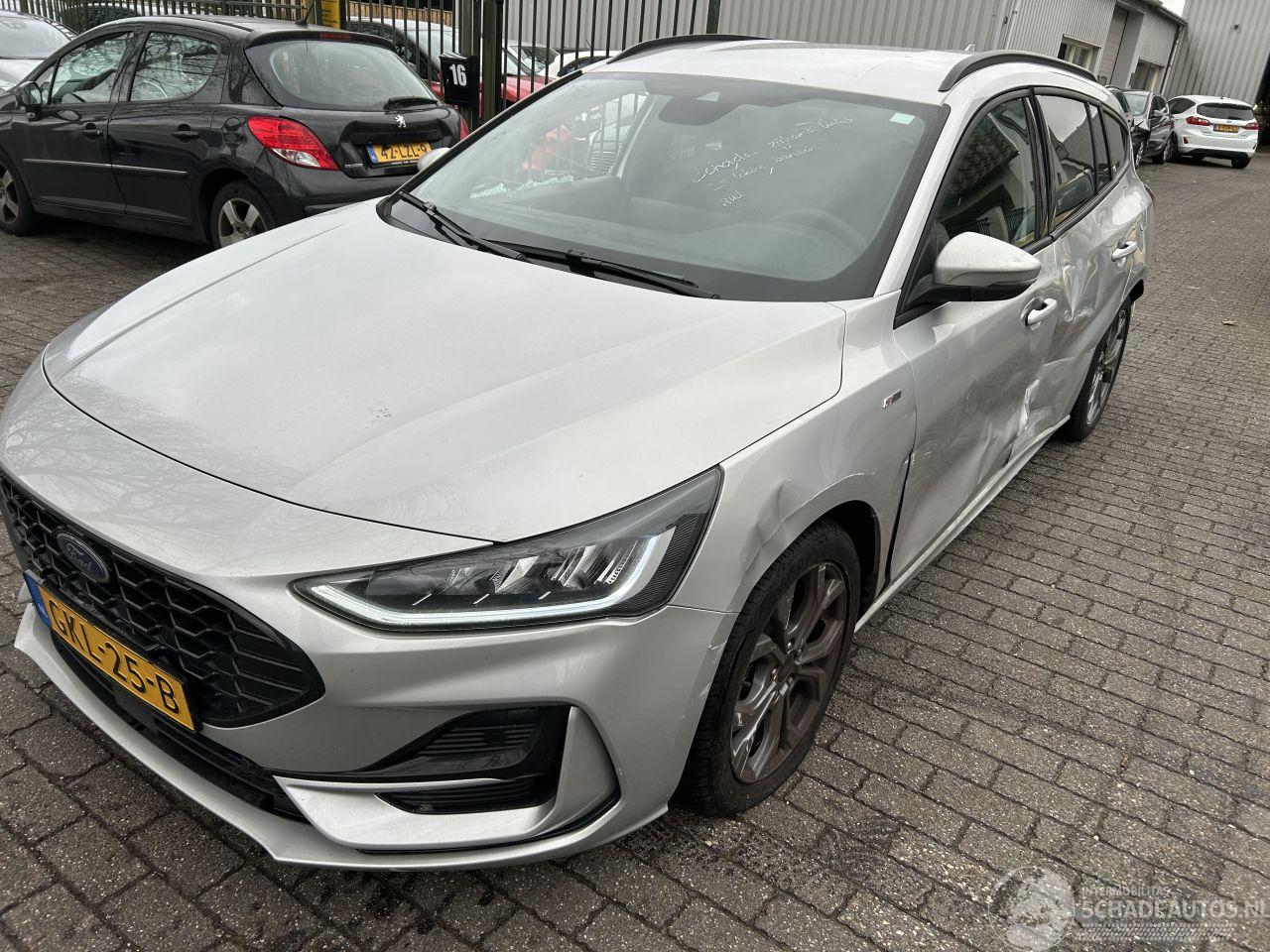 Ford Focus Stationcar 1.0 Hybrid EcoBoost ST Line