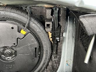 Seat Leon 2.0 TDI  Automaat FR uitvoerring  5 Drs Panoramadak picture 10