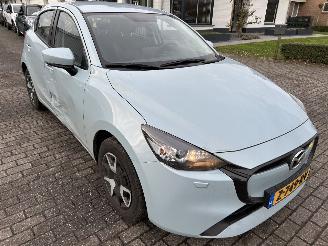 Mazda 2 1.5 Hybrid  Cente Line picture 4