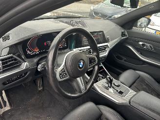 BMW 3-serie 320i Stationcar Automaat  M Pakket picture 16