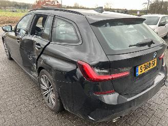 BMW 3-serie 320i Stationcar Automaat  M Pakket picture 8