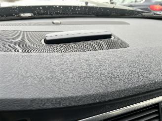 Volvo V-70 2.0 D Kinetic picture 11