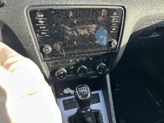 Skoda Octavia Stationcar  1.0 picture 10