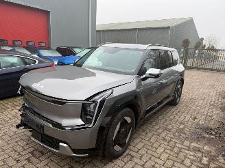 Schadeauto Kia EV9 99.8 kWh  AWD Dual Air   ( Nieuwprijs 73250,00 ) 2025/3