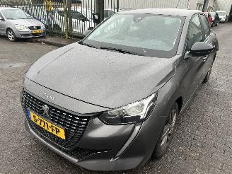 Schadeauto Peugeot 208 1.2 PureTech Active Pack 2023/1