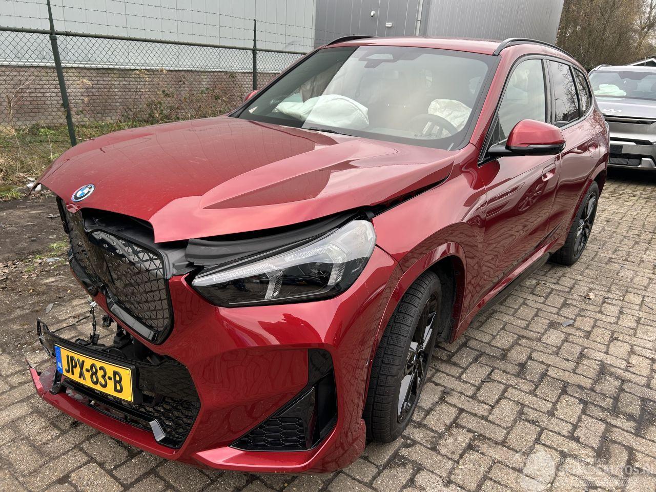 BMW iX1 e-Drive 2.0  Sport Edition  Automaat ( 603 KM !! )  nw pr 65500,00