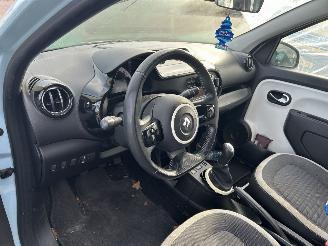 Renault Twingo 1.0 picture 9