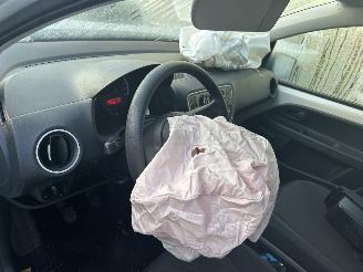 Volkswagen Up! 1.0 take up! BlueMotion picture 8