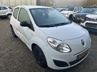 Renault Twingo 1.2 Acces picture 3