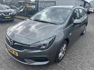 skadebil auto Opel Astra Sports Tourer 1.2 Edition 2021/1