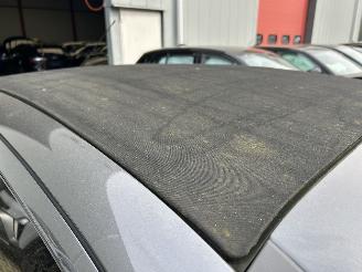 Peugeot 108 1.0 e-VTI  Allure Top picture 8