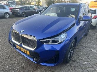 Voiture accidenté BMW iX1 E Drive 20 M Sport Edition  ( Nieuwprijs 58000,00 ) 2025/11