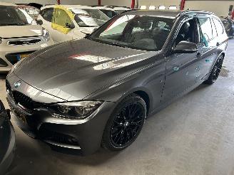 skadebil auto BMW 3-serie 320i  Automaat Touring  M Pakket 2019/4