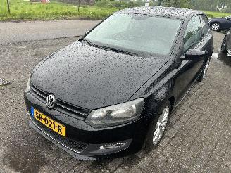 skadebil auto Volkswagen Polo 1.2 TSI Highline   3 drs  ( Panoramadak ) 2011/8