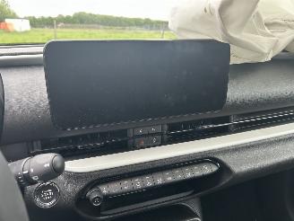 Fiat 600 1.2 Hybrid Urban  Automaat picture 12