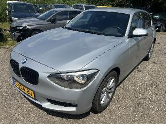 skadebil auto BMW 1-serie 116i   5 Drs 2012/4
