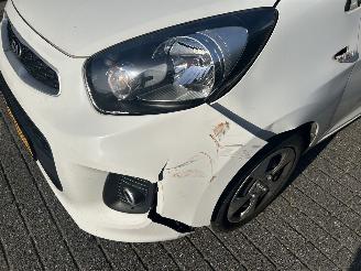 Kia Picanto 1.0 CVVT picture 2