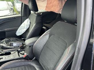 Ford Kuga 2.5 Plug in Hybrid Vignale  Automaat picture 12