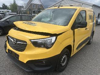 skadebil auto Opel Combo 1.5 CDTI  Edition 2024/1