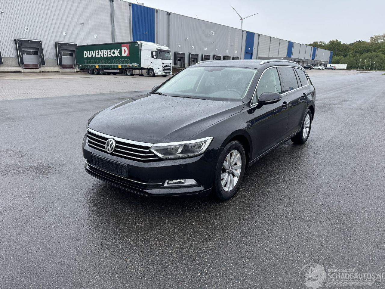 Volkswagen Passat 1.6 TDI KLIMA LED NAVI