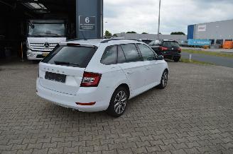 Skoda Fabia 1.0 70 KW Kombi Ambition Klima picture 5