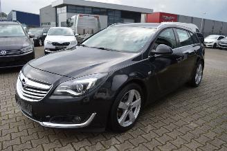 Avarii autoturisme Opel Insignia OPEL INSIGNIA  B Sports Tourer Edition 2,0 CDTI Navi Pdc 2014/10