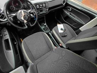 Volkswagen Up! 1.0 high up ! BlueMotion picture 7