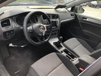 Volkswagen Golf 12tsi Variant AIRCO NAVI picture 6