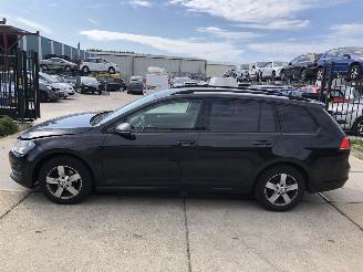 skadebil auto Volkswagen Golf 12tsi Variant AIRCO NAVI 2014/5