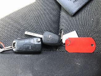 Opel Tigra 14i 16v 88000 km picture 9