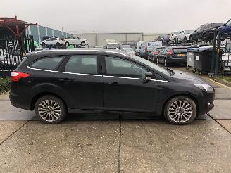 Schadeauto Ford Focus 1.6i ecoboost 110kW Combi 2011/12