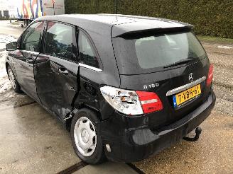 Mercedes B-klasse B180 Automaat E6 picture 4