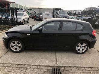 Schadeauto BMW 1-serie 116i 5 drs 2.0 E5 2011/3