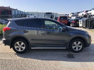 krockskadad bil bedrijf Toyota Rav-4 2.0D4D 91kW E5 Grijs kenteken, LKW 2013/11