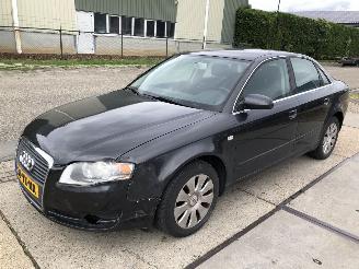 Audi A4 2.0i 96kW picture 2