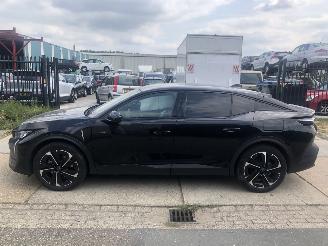 skadebil auto Peugeot 408 1.6 Plug in Hybrid 180 Allure Pack 2023/12