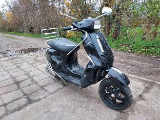 Vespa   picture 3