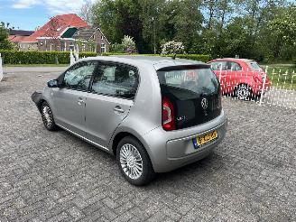 Volkswagen Up! High up !! picture 3