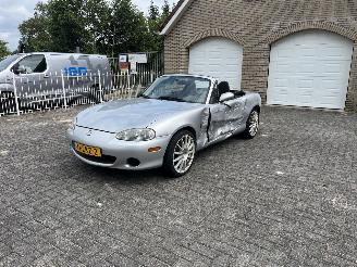 Schadeauto Mazda MX-5  2001/1
