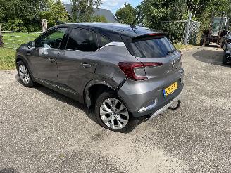 Renault Captur E-TECH PLUG-IN HYBRID weinig km !! picture 3