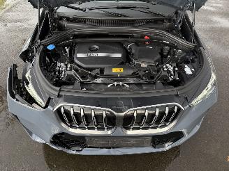 BMW X1 1.5 XDRIVE30E 4WD AUT Plug in picture 5