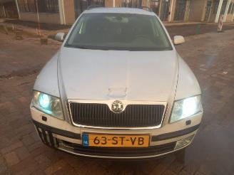 skadebil auto Skoda Octavia 2.0 TDI 2006/5